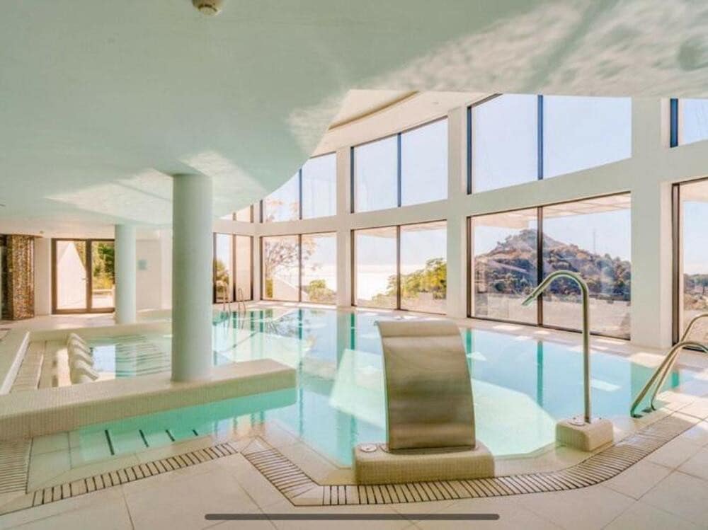 2 soveværelse Lejlighed til salg i Ojen med swimmingpool garage - € 777.000 (Ref: 8772936)