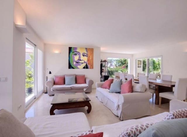 3 sypialnia Willa do wynajęcia w Marbesa, Marbella z basenem garażem - 5 500 € (Ref: 8777668)