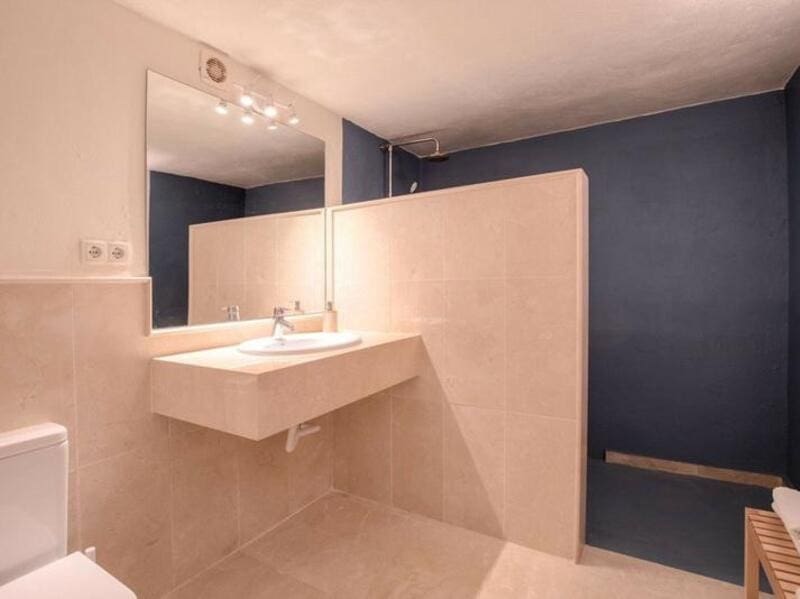 3 soverom Villa til leie i Marbella med svømmebasseng garasje - € 5 500 (Ref: 8777668)