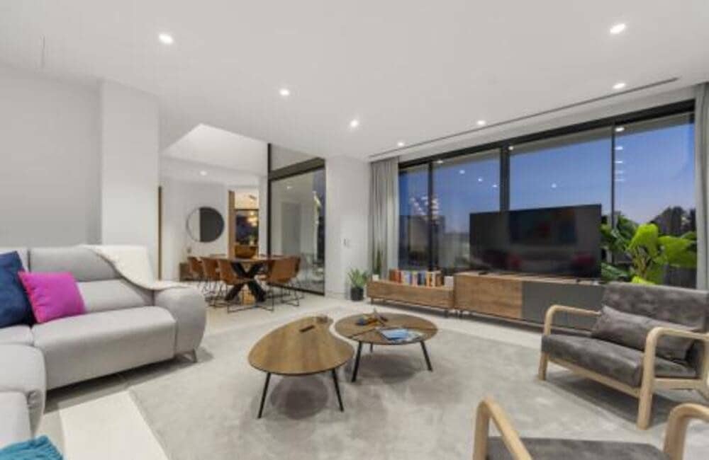 4 quarto Moradia para venda em Benahavis com piscina garagem - 2 695 000 € (Ref: 8785815)