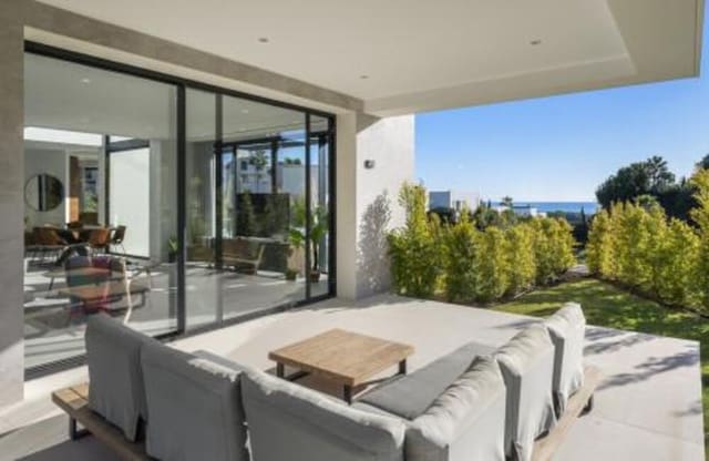 4 soverom Villa til salgs i El Paraíso, Benahavís med svømmebasseng garasje - € 2 695 000 (Ref: 8785815)