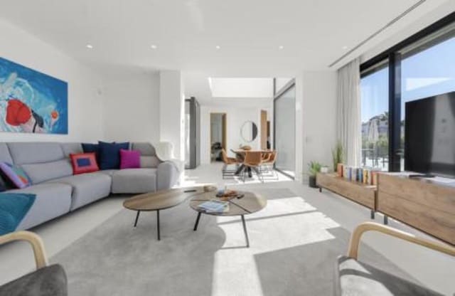4 soverom Villa til salgs i El Paraíso, Benahavís med svømmebasseng garasje - € 2 695 000 (Ref: 8785815)