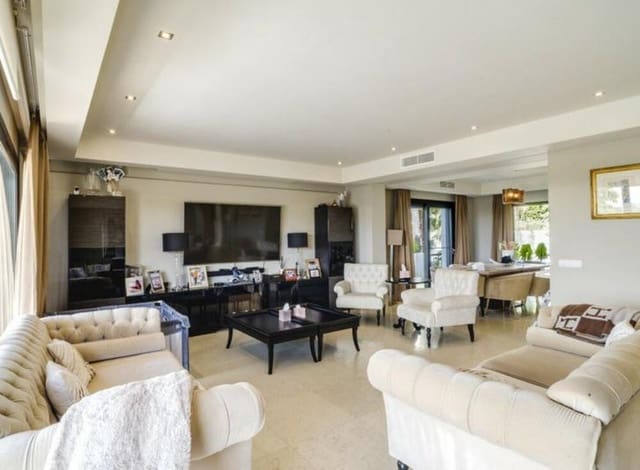 5 chambre Villa/Maison à vendre à Lomas De Marbella, Marbella - 2 250 000 € (Ref: 8788862)