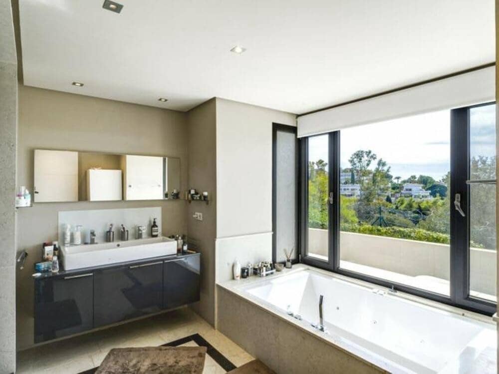 5 soveværelse Villa til salg i Marbella - € 2.250.000 (Ref: 8788862)