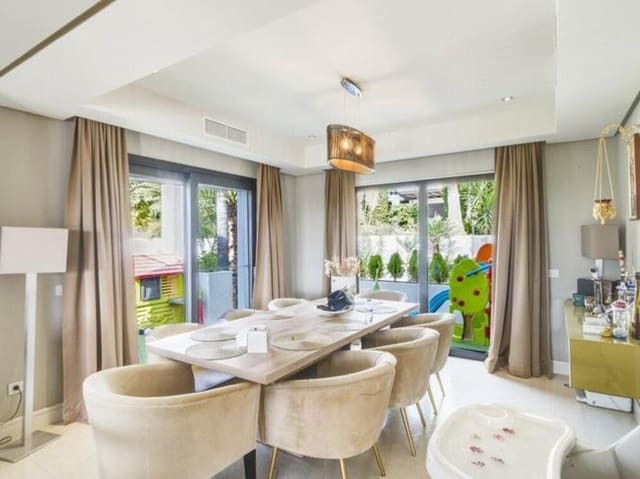 5 chambre Villa/Maison à vendre à Lomas De Marbella, Marbella - 2 250 000 € (Ref: 8788862)