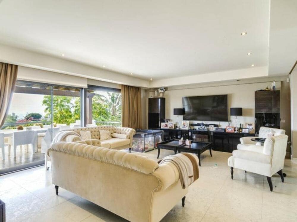 5 soveværelse Villa til salg i Marbella - € 2.250.000 (Ref: 8788862)