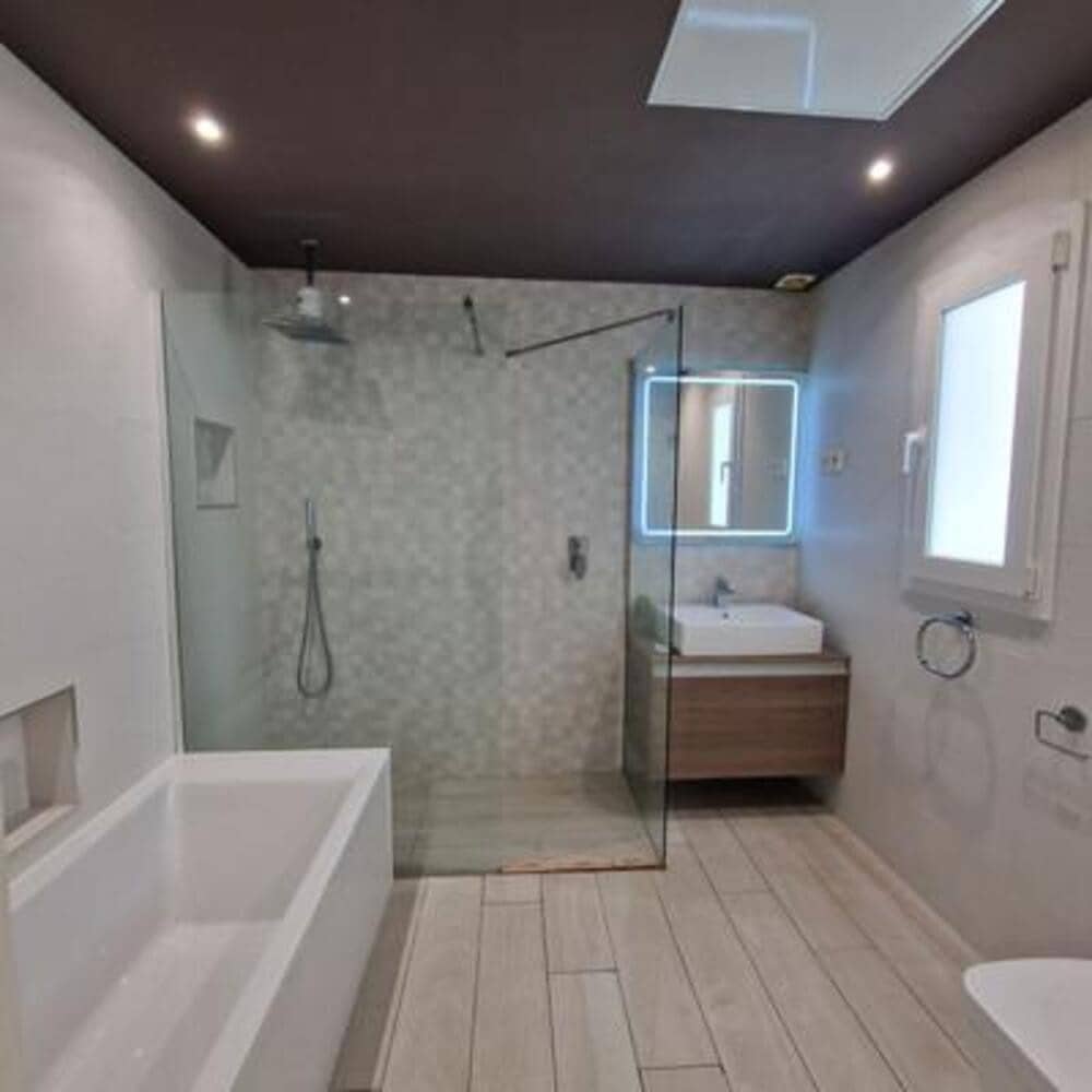 Apartamento de 3 habitaciones en Marbella en alquiler con piscina garaje - 3.850 € (Ref: 8788864)