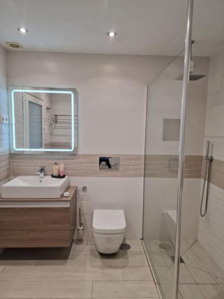 Apartamento de 3 habitaciones en Marbella en alquiler con piscina garaje - 3.850 € (Ref: 8788864)