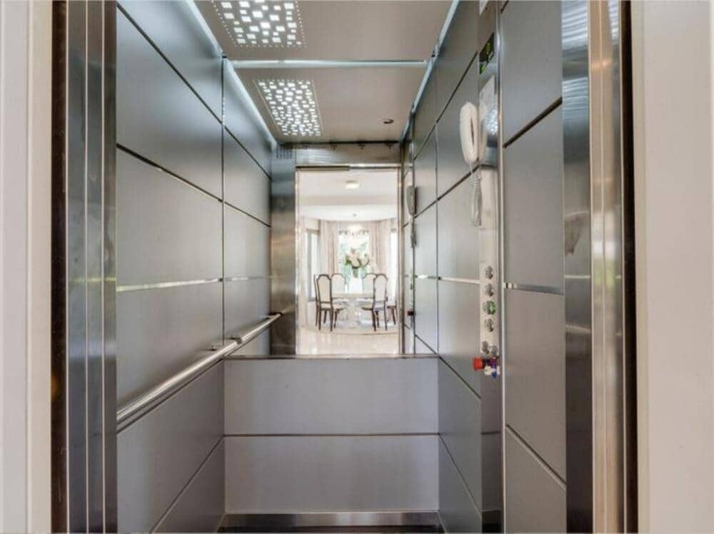 5 soverom Villa til salgs i Marbella med svømmebasseng garasje - € 4 250 000 (Ref: 8791623)