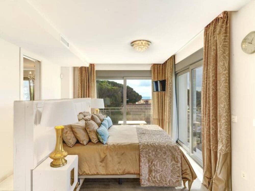 5 soverom Villa til salgs i Marbella med svømmebasseng garasje - € 4 250 000 (Ref: 8791623)