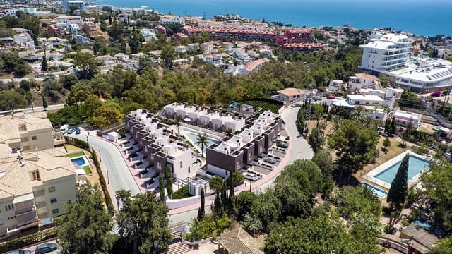 3 chambre Villa/Maison Semi-Mitoyenne à vendre à Torreblanca, Fuengirola avec piscine garage - 470 000 € (Ref: 8800648)