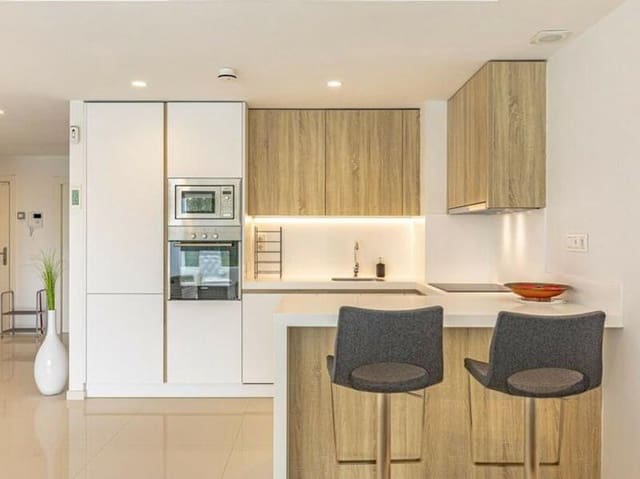 2 sypialnia Apartament do wynajęcia w La Alquería, Estepona z basenem garażem - 3 500 € (Ref: 8800652)