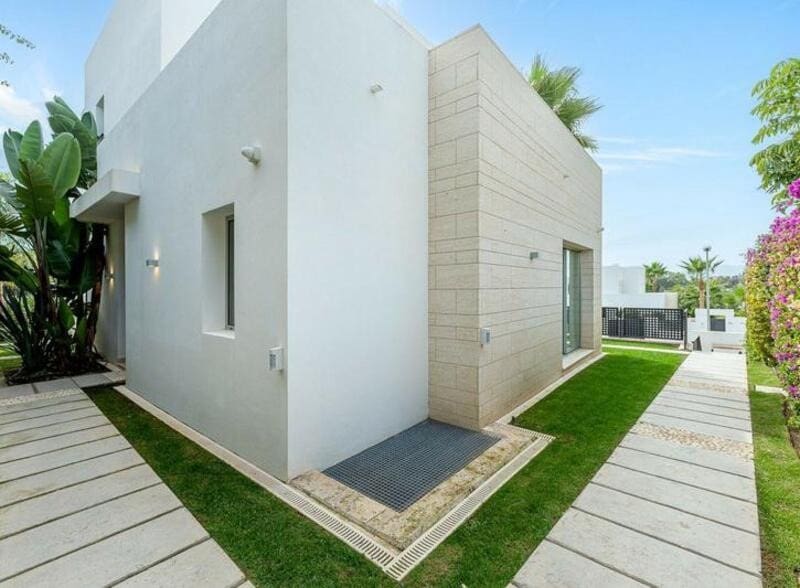 5 makuuhuone Huvila vuokrattavana paikassa Marbella mukana uima-altaan 
autotalli - 14 000 € (Ref: 8804034)