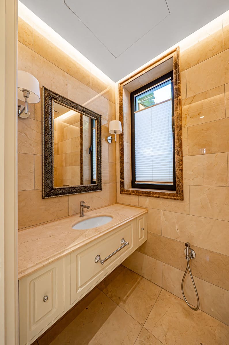 6 sypialnia Willa na sprzedaż w Los Flamingos z basenem garażem - 3 650 000 € (Ref: 8809069)