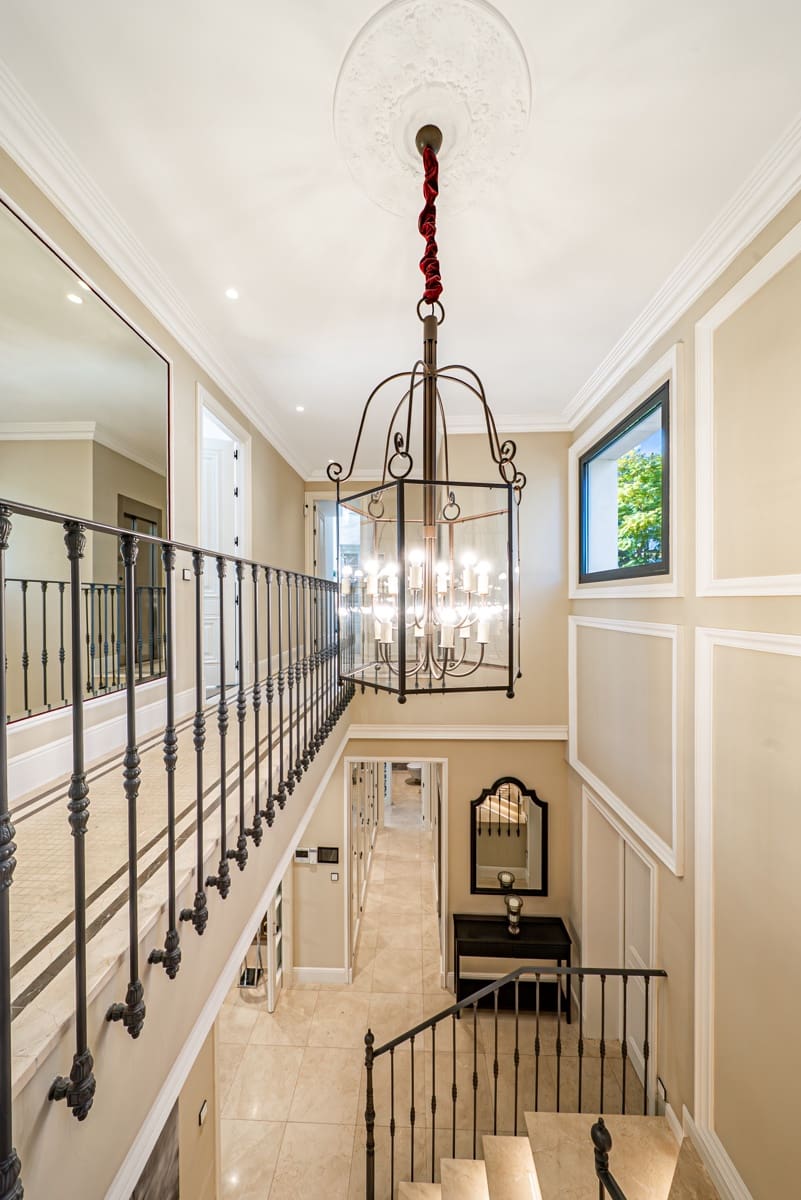 6 sypialnia Willa na sprzedaż w Los Flamingos z basenem garażem - 3 650 000 € (Ref: 8809069)