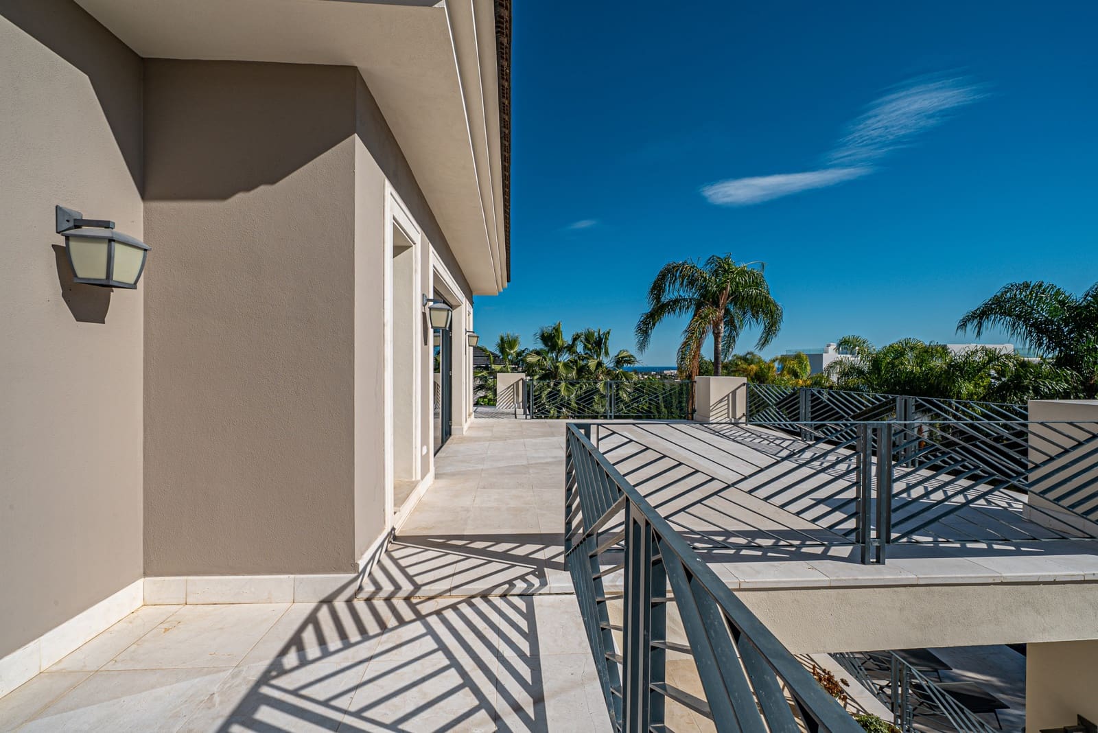 6 sypialnia Willa na sprzedaż w Los Flamingos z basenem garażem - 3 650 000 € (Ref: 8809069)