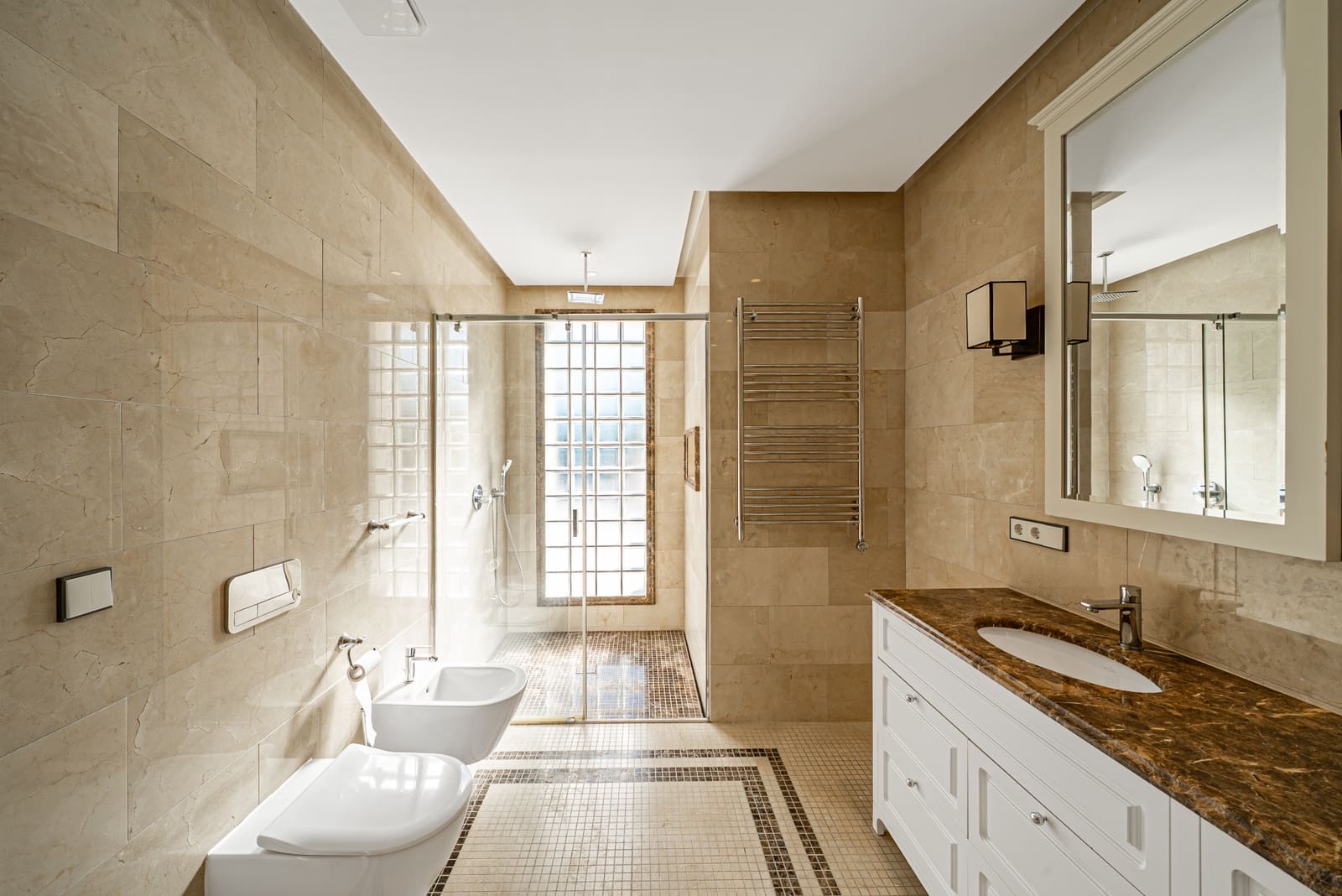 6 sypialnia Willa na sprzedaż w Los Flamingos z basenem garażem - 3 650 000 € (Ref: 8809069)