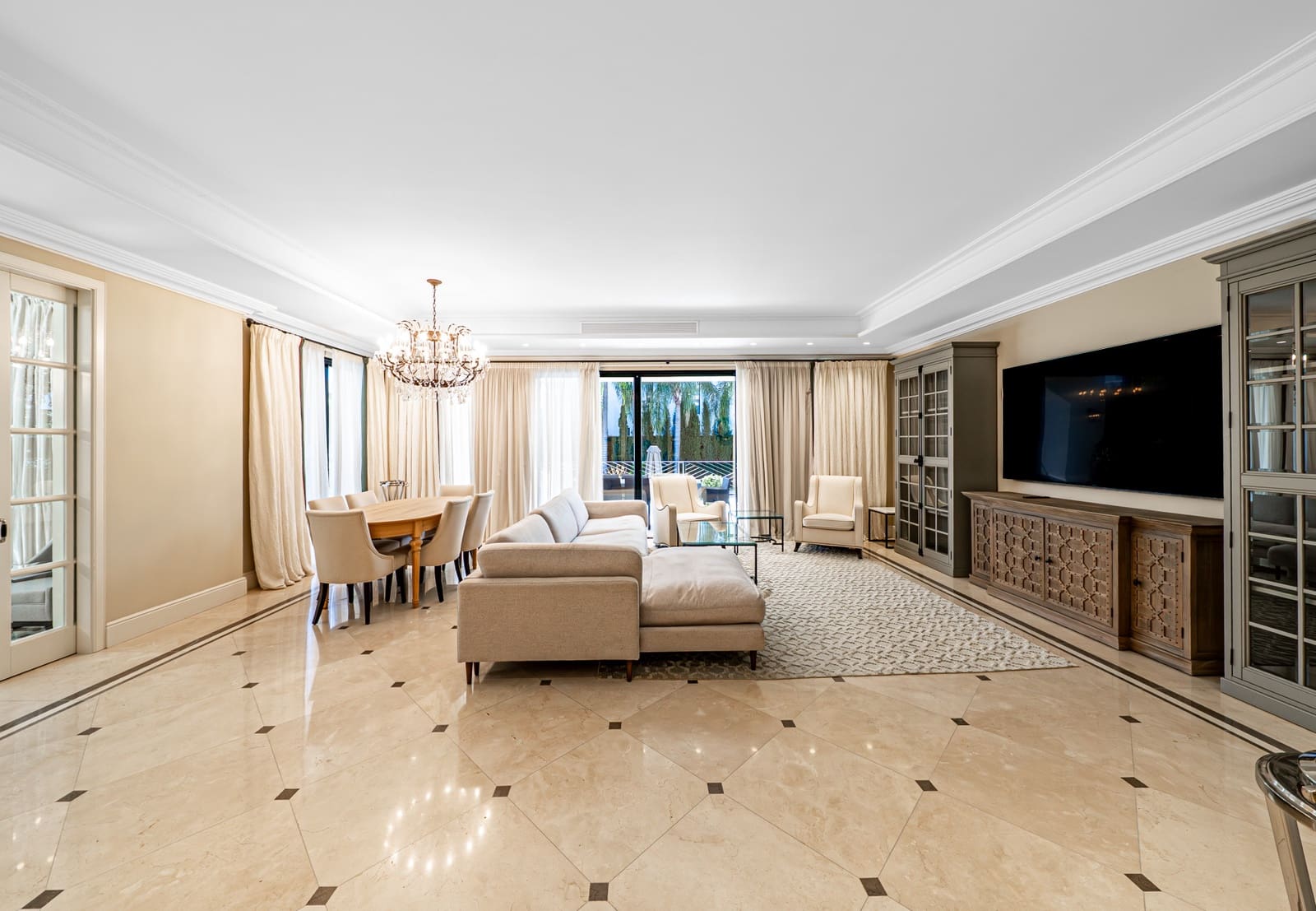 6 sypialnia Willa na sprzedaż w Los Flamingos z basenem garażem - 3 650 000 € (Ref: 8809069)