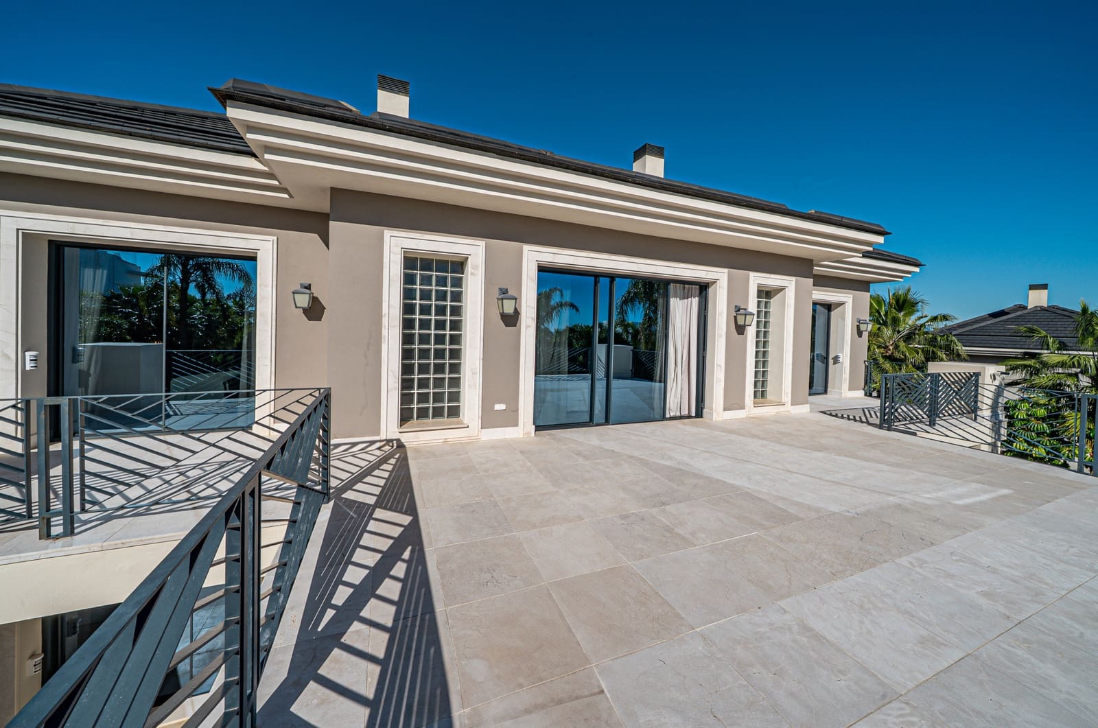 6 sypialnia Willa na sprzedaż w Los Flamingos z basenem garażem - 3 650 000 € (Ref: 8809069)