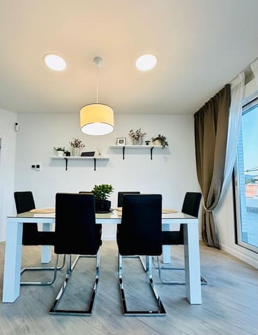 3 soveværelse Penthouse til leje i Rodeo Alto - Guadaiza - La Campana, Marbella med swimmingpool garage - € 3.300 (Ref: 8816888)