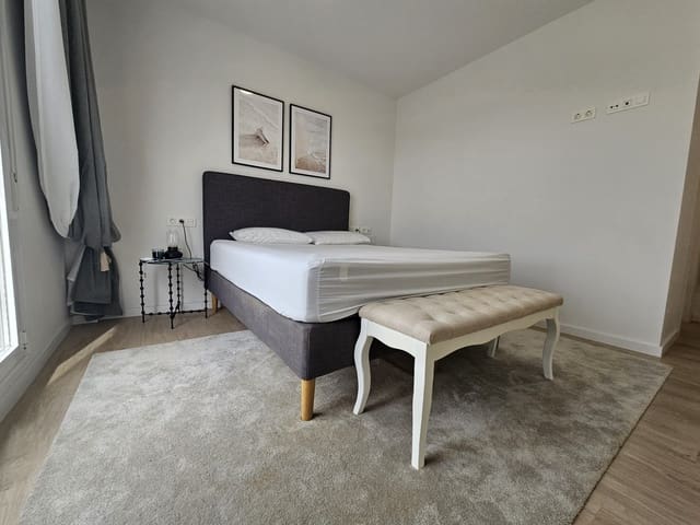 3 soveværelse Penthouse til leje i Rodeo Alto - Guadaiza - La Campana, Marbella med swimmingpool garage - € 3.300 (Ref: 8816888)