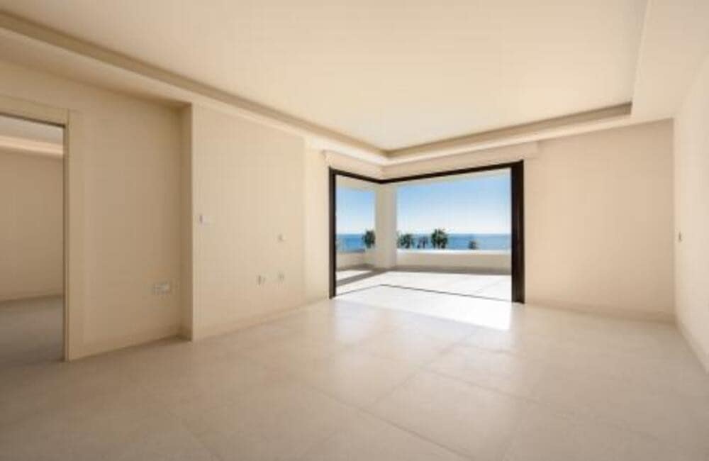 2 Zimmer Apartment zu vermieten in Estepona mit Pool Garage - 4.950 € (Ref: 8816889)