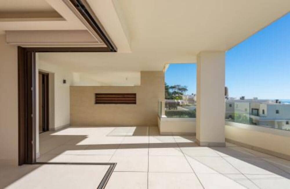 2 Zimmer Apartment zu vermieten in Estepona mit Pool Garage - 4.950 € (Ref: 8816889)