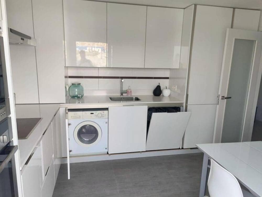 Appartement de 3 chambres à louer à La Quinta avec piscine garage - 3 300 € (Ref: 8821163)