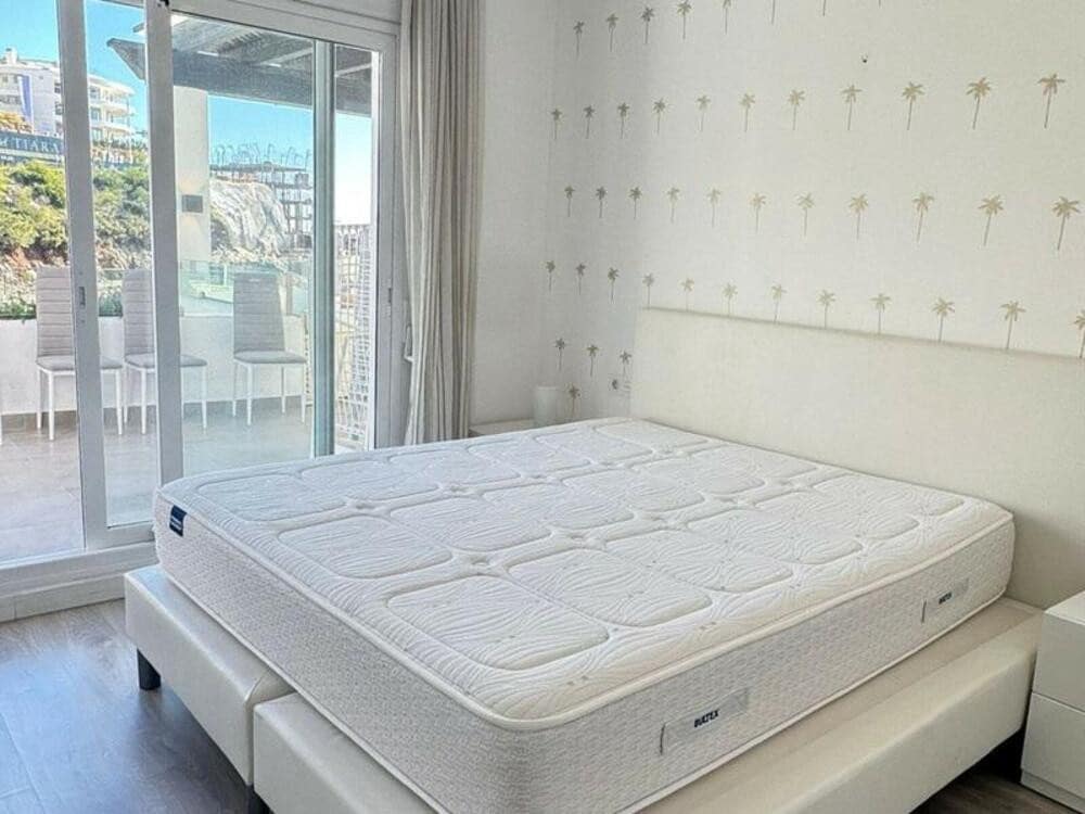 Appartement de 3 chambres à louer à La Quinta avec piscine garage - 3 300 € (Ref: 8821163)