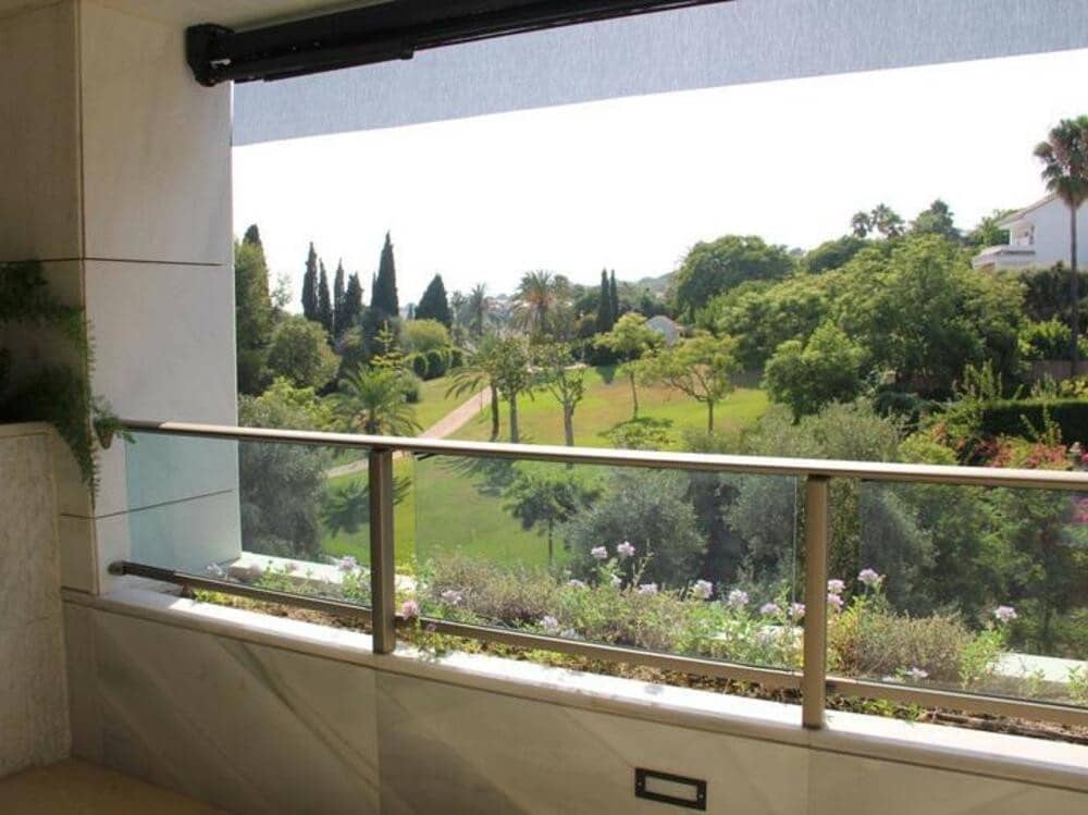 2 sypialnia Apartament do wynajęcia w Marbella z basenem garażem - 3 500 € (Ref: 8824517)