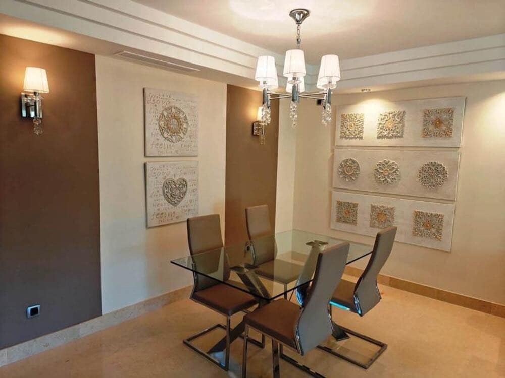 2 sypialnia Apartament do wynajęcia w Marbella z basenem garażem - 3 500 € (Ref: 8824517)