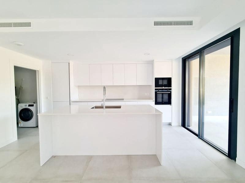 3 bedroom Townhouse for rent in El Chaparral with pool garage - € 3,800 (Ref: 8832101)