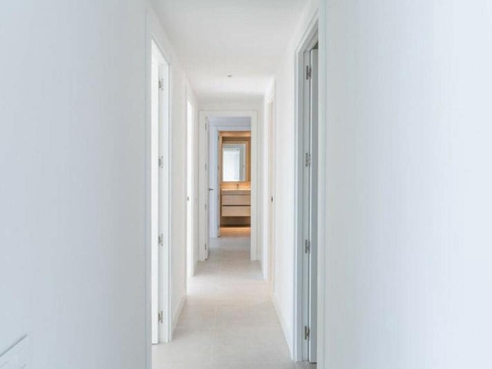 3 sypialnia Penthouse na sprzedaż w Estepona z basenem garażem - 760 000 € (Ref: 8840488)