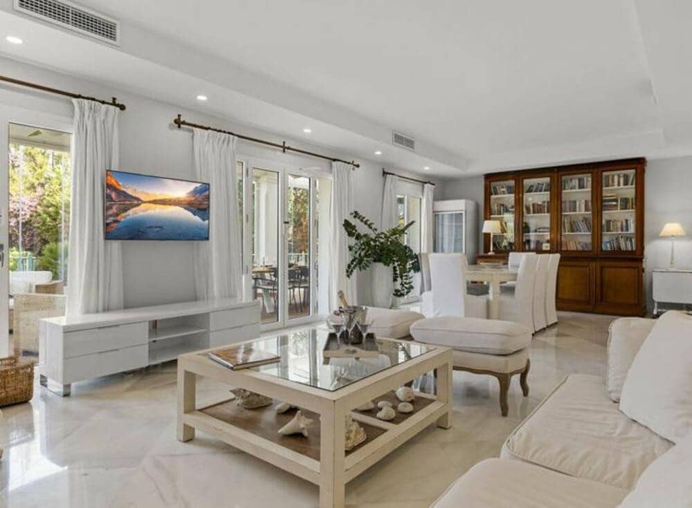 5 soverom Villa til salgs i Marbella med svømmebasseng garasje - € 2 290 000 (Ref: 8851070)