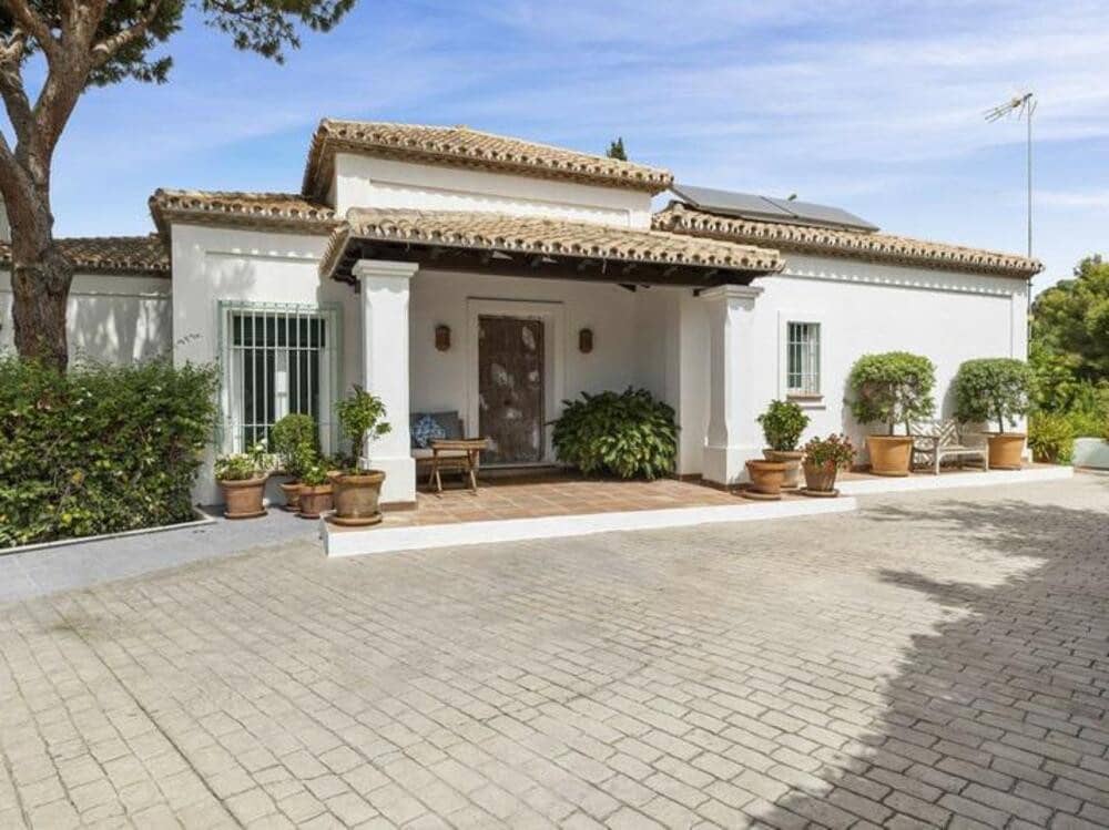 5 soverom Villa til salgs i Marbella med svømmebasseng garasje - € 2 290 000 (Ref: 8851070)