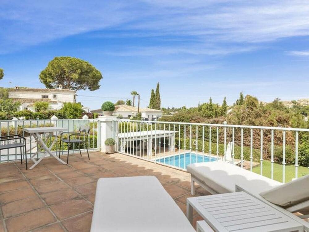 5 slaapkamer Villa te koop in Marbella met zwembad garage - € 2.290.000 (Ref: 8851070)