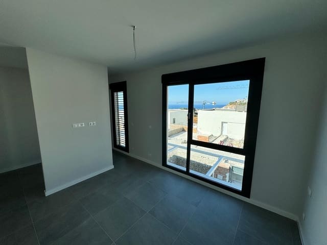 4 soveværelse Semi-Rækkehus til salg i Riviera del Sol, Mijas med swimmingpool garage - € 685.000 (Ref: 8856712)