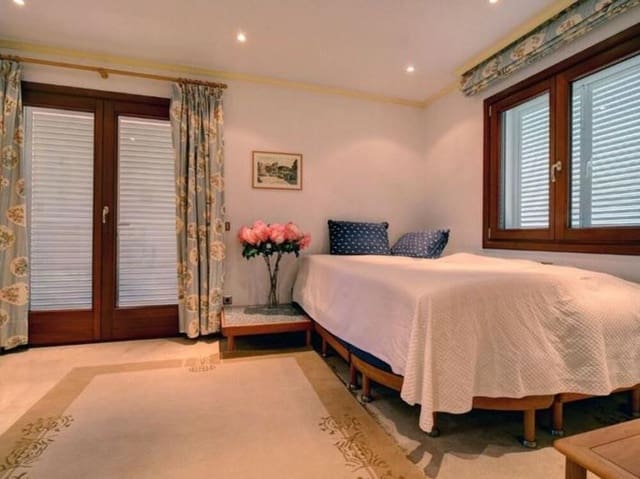 5 soverom Villa til salgs i Costalita, Estepona med svømmebasseng garasje - € 2 400 000 (Ref: 8862150)