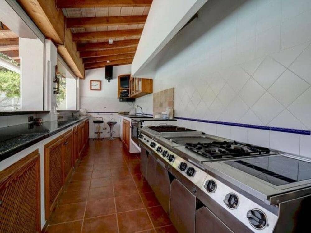 5 sypialnia Willa na sprzedaż w Costalita z basenem garażem - 2 400 000 € (Ref: 8862150)