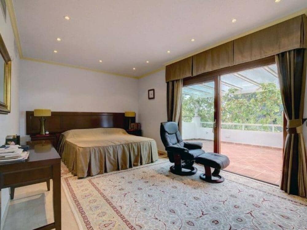 5 sypialnia Willa na sprzedaż w Costalita z basenem garażem - 2 400 000 € (Ref: 8862150)