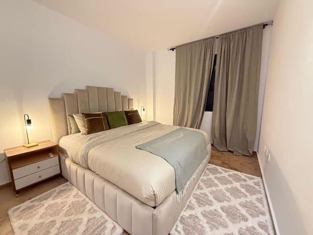 3 soveværelse Lejlighed til leje i Nueva Alcántara, Marbella med swimmingpool garage - € 2.950 (Ref: 8864260)