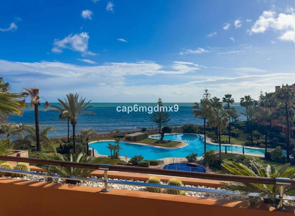 Penthouse de 3 chambres à louer à Marbella avec piscine garage - 12 000 € (Ref: 8864265)