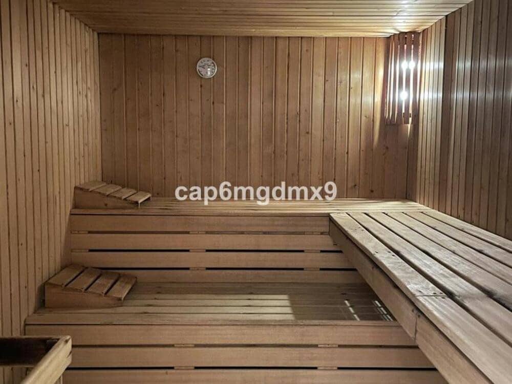 Penthouse de 3 chambres à louer à Marbella avec piscine garage - 12 000 € (Ref: 8864265)