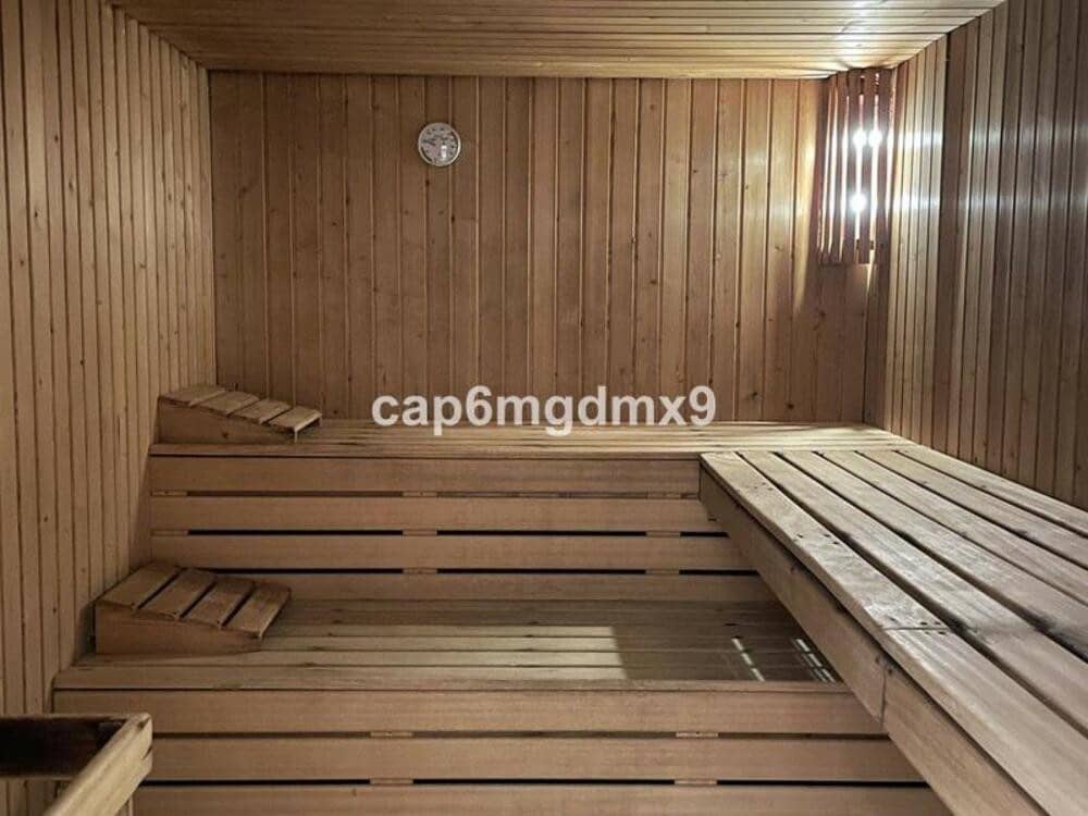 3 soverom Penthouse til leie i Marbella med svømmebasseng garasje - € 12 000 (Ref: 8864265)