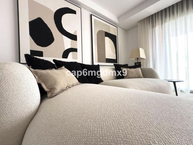 3 soveværelse Penthouse til leje i Puerto Banus, Marbella med swimmingpool garage - € 12.000 (Ref: 8864265)