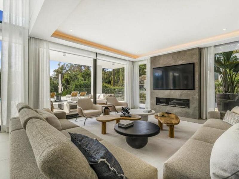 6 sypialnia Willa na sprzedaż w Marbella z basenem garażem - 6 500 000 € (Ref: 8879282)