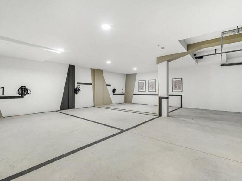 6 sypialnia Willa na sprzedaż w Marbella z basenem garażem - 6 500 000 € (Ref: 8879282)