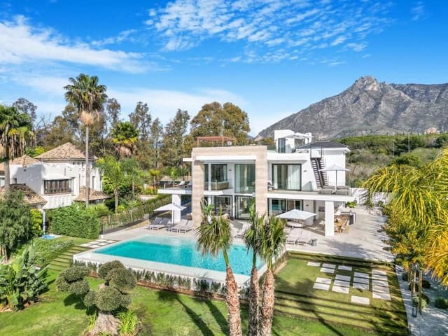 6 slaapkamer Villa te koop in Lomas De Marbella, Marbella met zwembad garage - € 6.500.000 (Ref: 8879282)