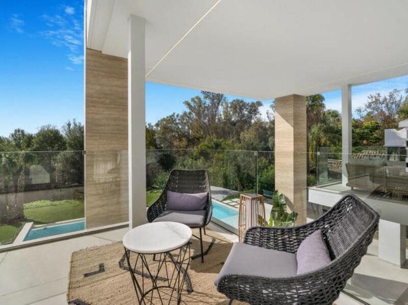 6 sypialnia Willa na sprzedaż w Marbella z basenem garażem - 6 500 000 € (Ref: 8879282)