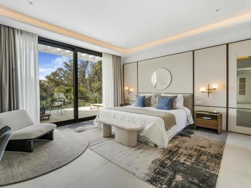 6 sypialnia Willa na sprzedaż w Marbella z basenem garażem - 6 500 000 € (Ref: 8879282)